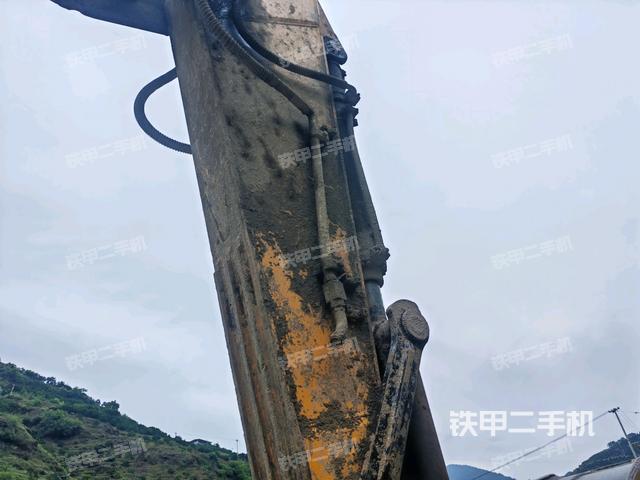 小臂整體右前(工作和回轉(zhuǎn)裝置) 小臂整體右前(工作和回轉(zhuǎn)裝置)