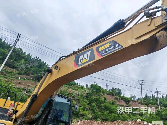 大臂整體?右側(cè)(工作和回轉(zhuǎn)裝置) 大臂整體?右側(cè)(工作和回轉(zhuǎn)裝置)