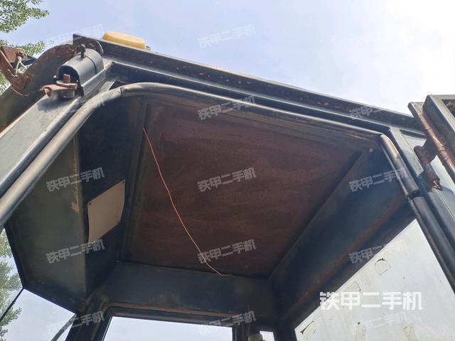 驾驶室外顶全景（压路机驾驶室）