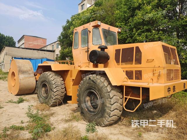 中鐵長(zhǎng)安YCT32壓路機(jī)