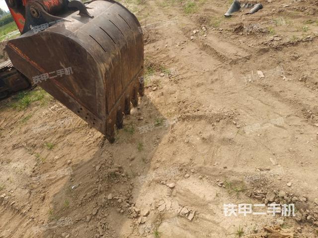 小臂整體左后(工作和回轉(zhuǎn)裝置) 小臂整體左后(工作和回轉(zhuǎn)裝置)
