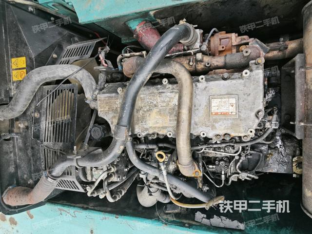 發(fā)動機整體俯視（整機外觀）