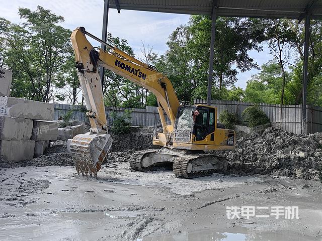 小松PC200-8M0挖掘機