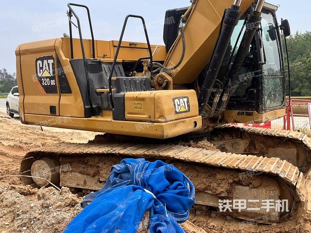 大臂根部?斜視(工作和回轉(zhuǎn)裝置) 大臂根部?斜視(工作和回轉(zhuǎn)裝置)