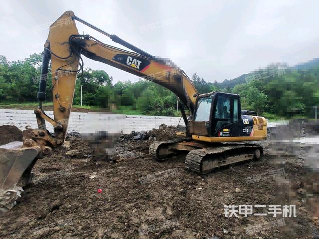 卡特彼勒323D2L挖掘機(jī)