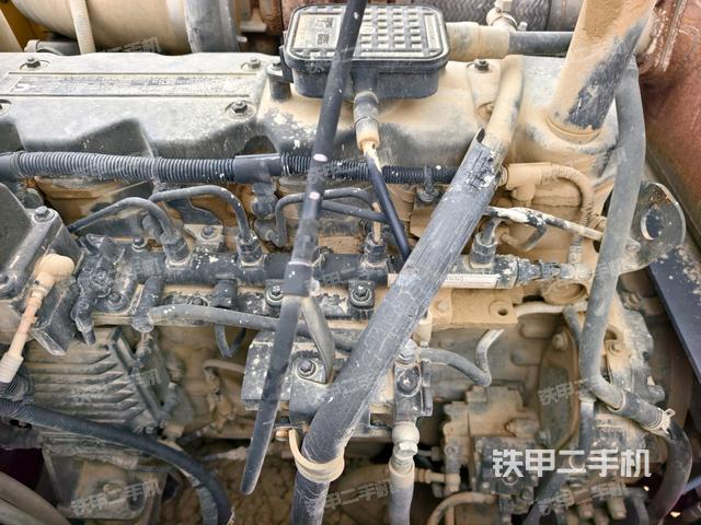 氣門(mén)室蓋螺絲特寫(xiě)(上車(chē)部件) 氣門(mén)室蓋螺絲特寫(xiě)(上車(chē)部件)
