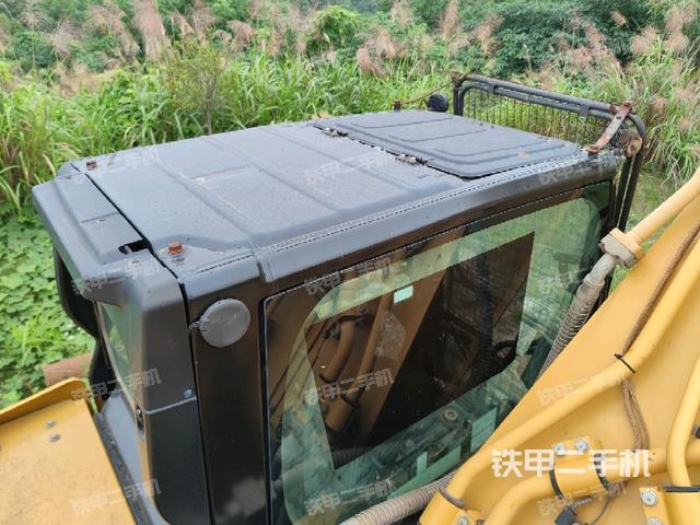 駕駛室頂部俯視(上車部件) 駕駛室頂部俯視(上車部件)