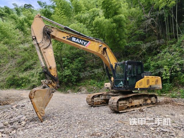 三一重工SY205C挖掘機(jī)