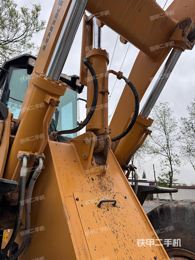 工作装置整体（整机外观及大件）