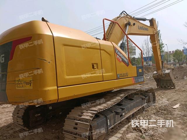 整機右后45°(整機外觀) 整機右后45°(整機外觀)