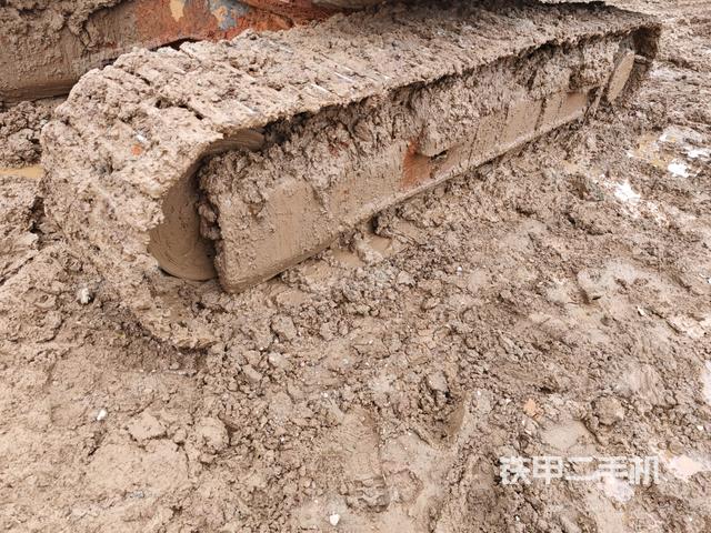 右側履帶整體(行走機構) 右側履帶整體(行走機構)