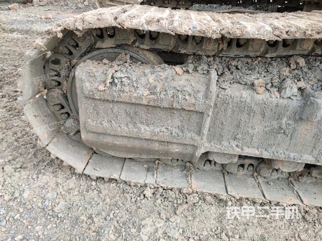 左側(cè)行走馬達蓋板（行走機構(gòu)）