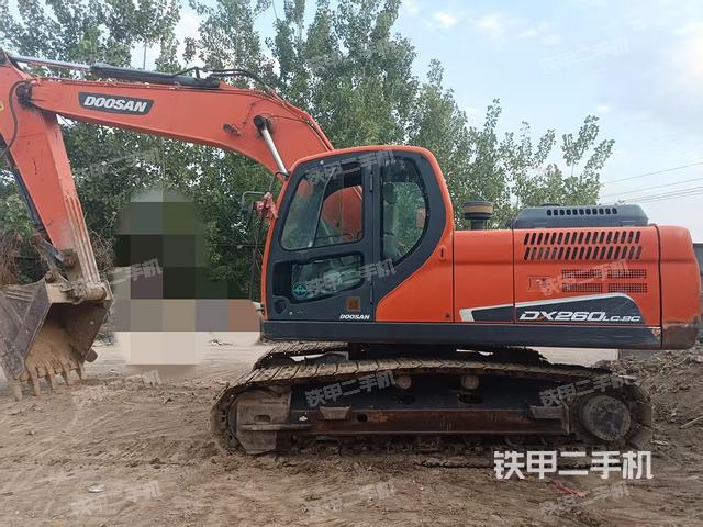 斗山DX215-9C挖掘機(jī)