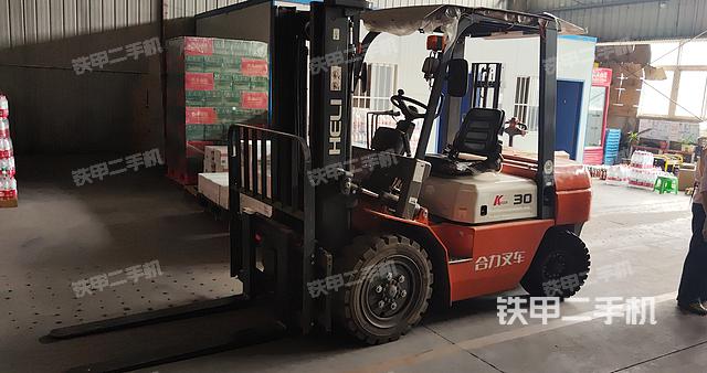 整机左侧（设备外观及核心部件）