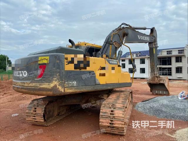 右后45(整機(jī)外觀) 右后45(整機(jī)外觀)