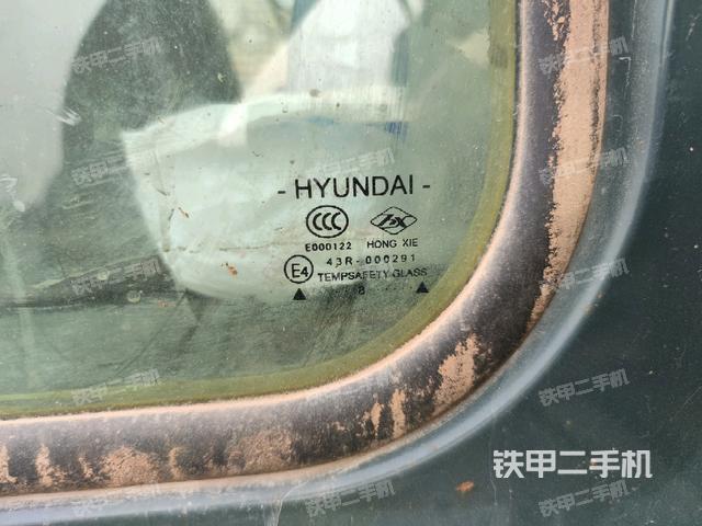 后窗玻璃角標(biāo)（駕駛室部分）