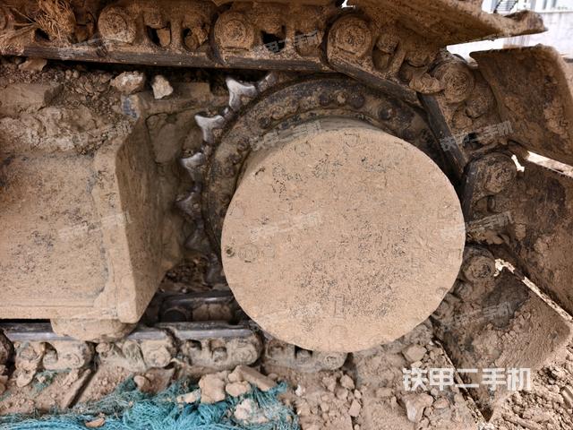 右驅(qū)動(dòng)輪(行走機(jī)構(gòu)) 右驅(qū)動(dòng)輪(行走機(jī)構(gòu))
