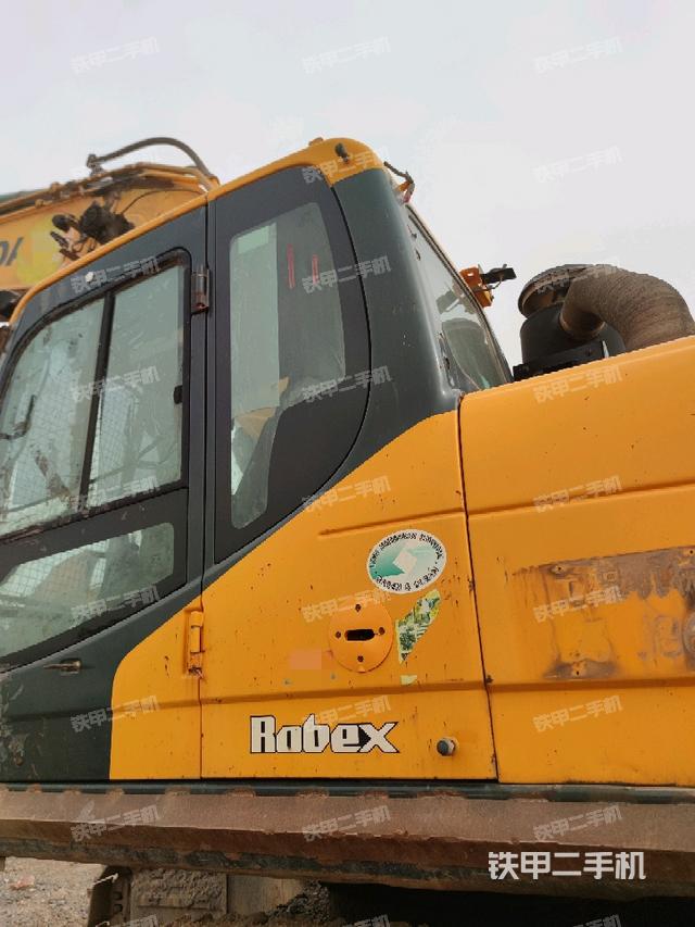 駕駛室左后45度（駕駛室部分）