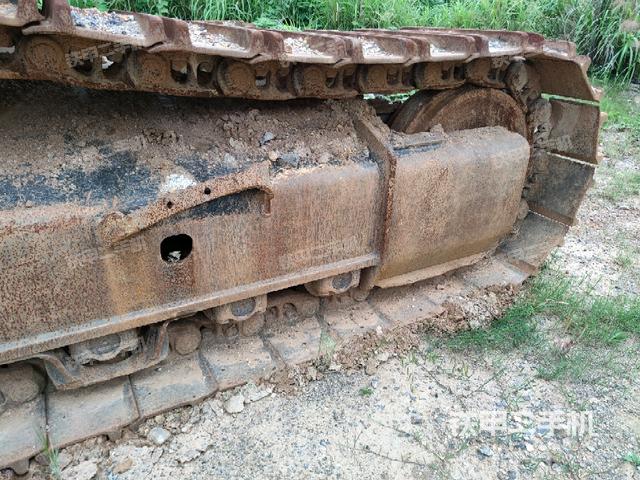 右側(cè)行走馬達(dá)蓋板(行走機(jī)構(gòu)) 右側(cè)行走馬達(dá)蓋板(行走機(jī)構(gòu))