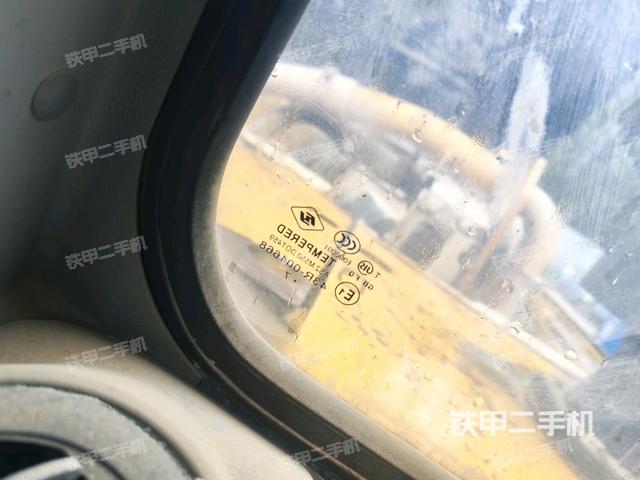 驾驶室正侧（驾驶室部分）