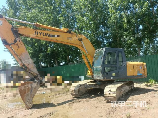 現(xiàn)代R215-7挖掘機