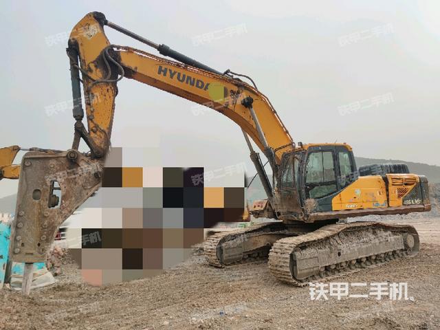 現(xiàn)代R385LVS挖掘機(jī)