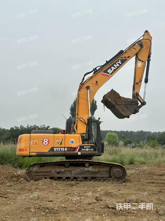 整機(jī)右后45°(整機(jī)外觀) 整機(jī)右后45°(整機(jī)外觀)