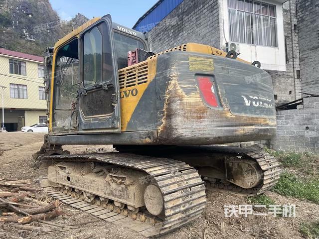 整機右后45°（整機外觀）