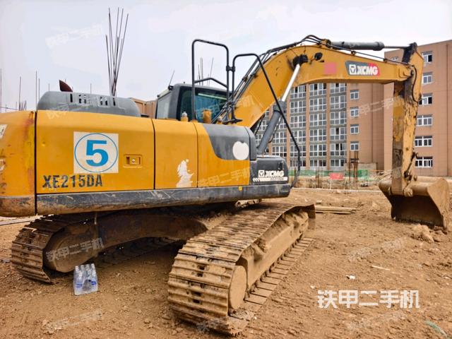 右后45(整機(jī)外觀) 右后45(整機(jī)外觀)