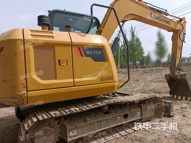 整机右后45°(整机外观) 整机右后45°(整机外观)