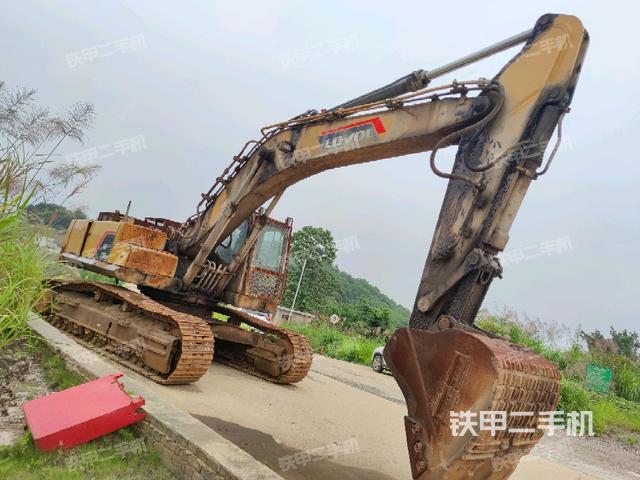右前45(整機外觀) 右前45(整機外觀)