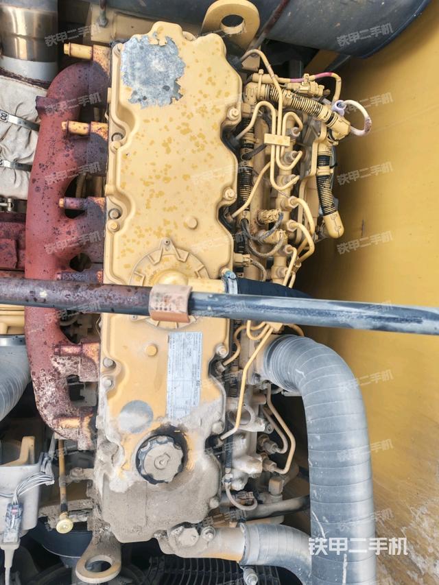 发动机室（上车部件）