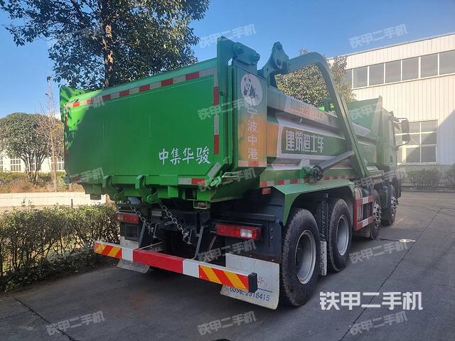 整機右后45°（設備外觀及核心部件）