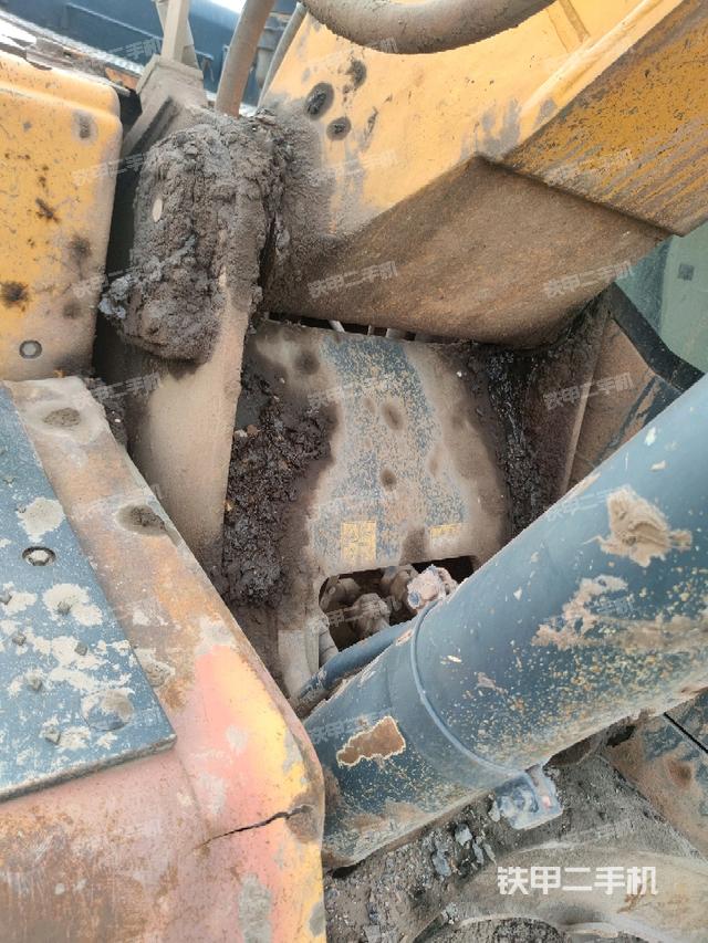 大臂根部?斜視（工作和回轉(zhuǎn)裝置）