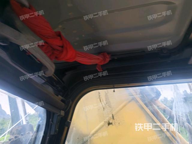 右侧玻璃角标（驾驶室部分）