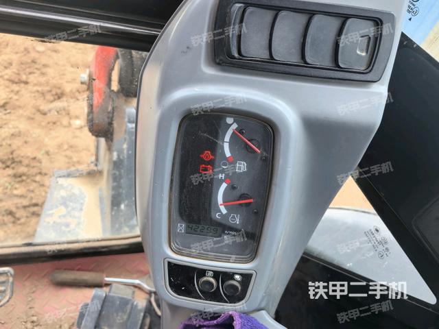 小時(shí)表(駕駛室部分) 小時(shí)表(駕駛室部分)