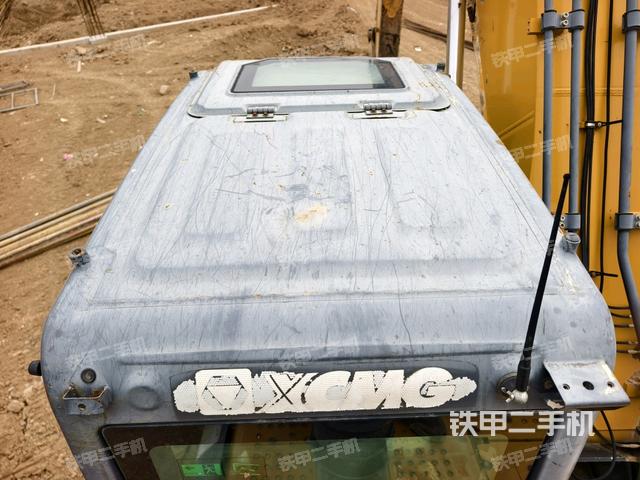 駕駛室頂部俯視(上車(chē)部件) 駕駛室頂部俯視(上車(chē)部件)