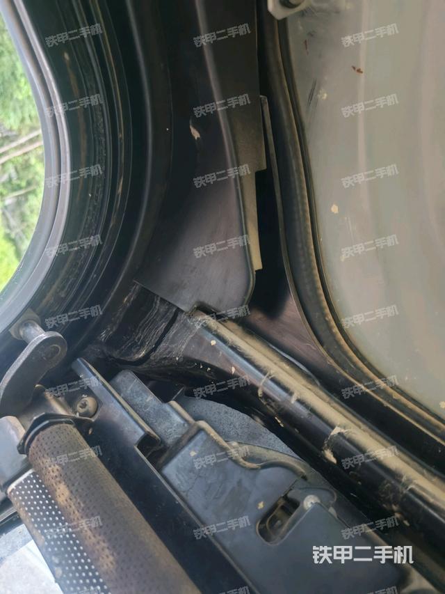 顶棚整体（驾驶室部分）