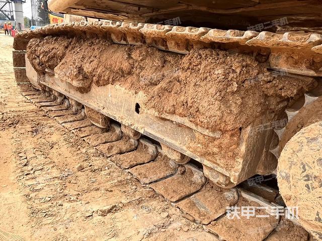 左側(cè)履帶整體?(行走機構(gòu)) 左側(cè)履帶整體?(行走機構(gòu))