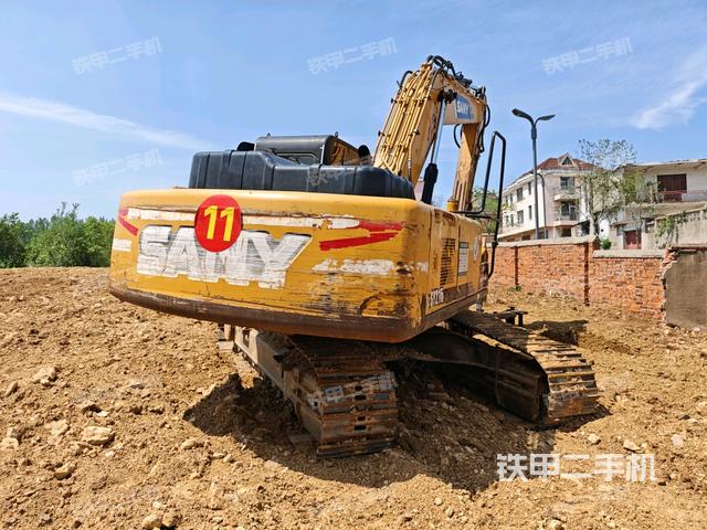 三一重工SY205C挖掘机的设备实拍-第3张实拍照片