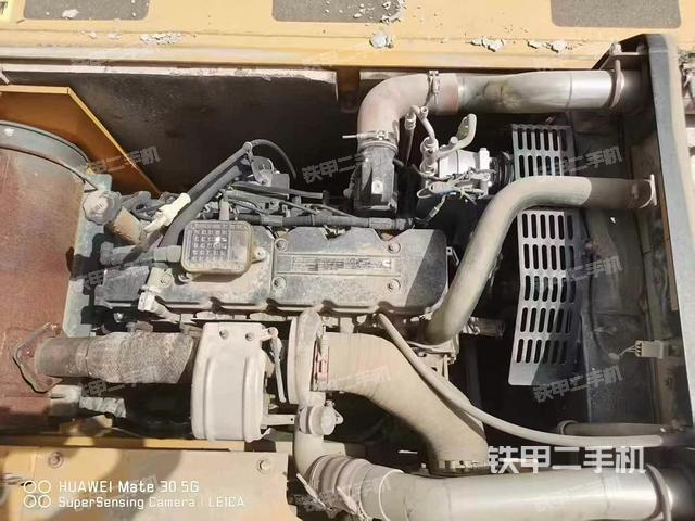 發(fā)動機(jī)整體俯視(整機(jī)外觀) 發(fā)動機(jī)整體俯視(整機(jī)外觀)
