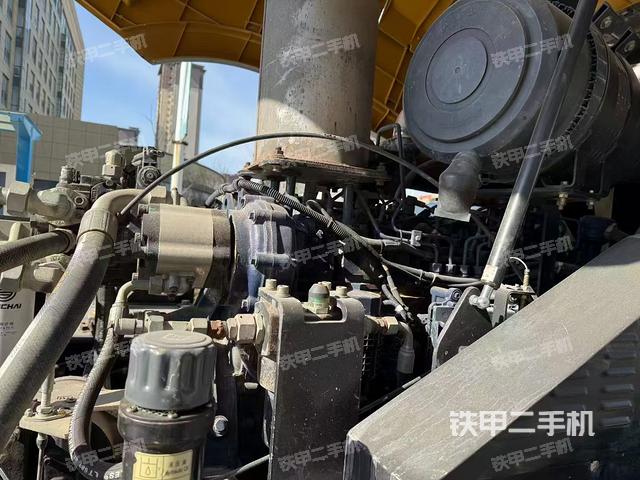 發(fā)動機(jī)(設(shè)備外觀及核心部件) 發(fā)動機(jī)(設(shè)備外觀及核心部件)