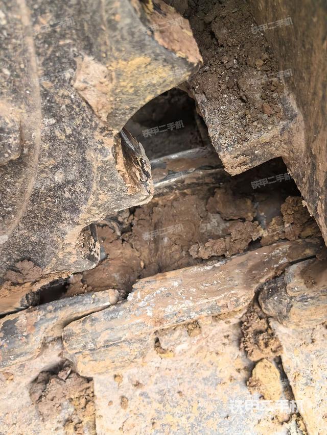 单侧履带整体（整机外观）