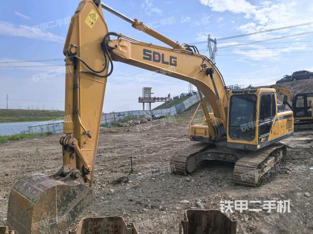 山東臨工E6205F挖掘機(jī)