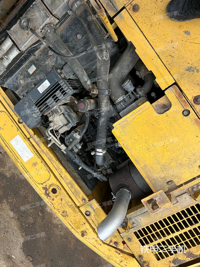 发动机整体俯视（整机外观）