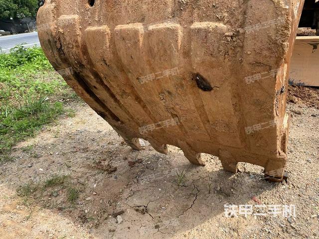 小臂整體右前（工作和回轉裝置）