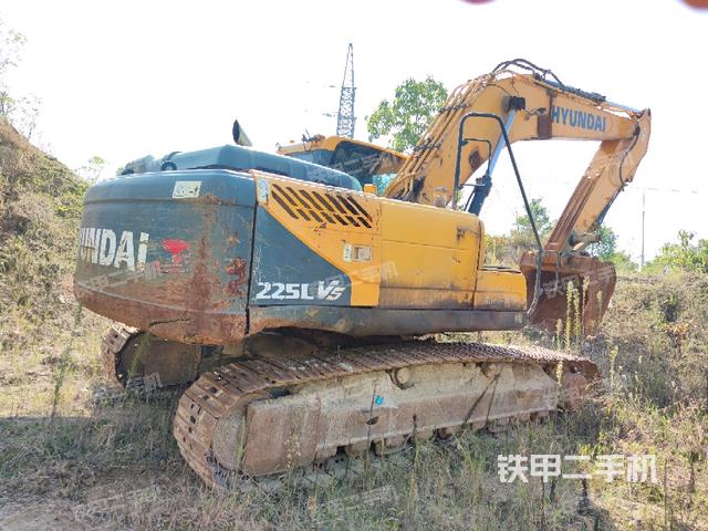 右后45(整機外觀) 右后45(整機外觀)