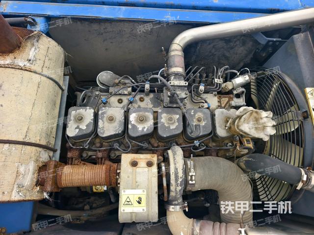 發(fā)動(dòng)機(jī)室（上車部件）