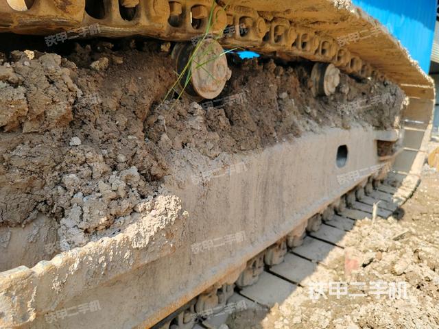 右驱动轮(行走机构) 右驱动轮(行走机构)