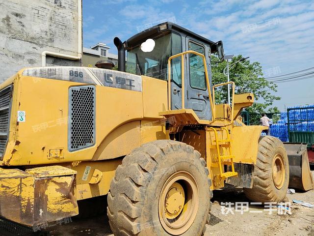 右后45°(整机外观) 右后45°(整机外观)